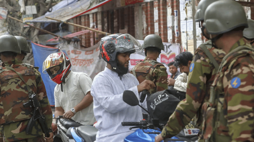 রাজধানীজুড়ে সেনাবাহিনীর বাড়তি তৎপরতা