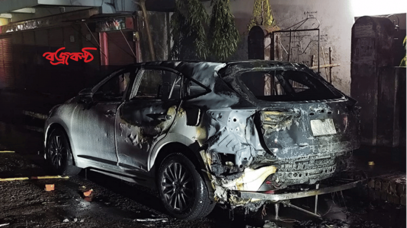 ছাত্রদল ও স্বেচ্ছাসেবক দল নেতার দ্বন্দ্বের জেরে ভাঙচুর-আগুন