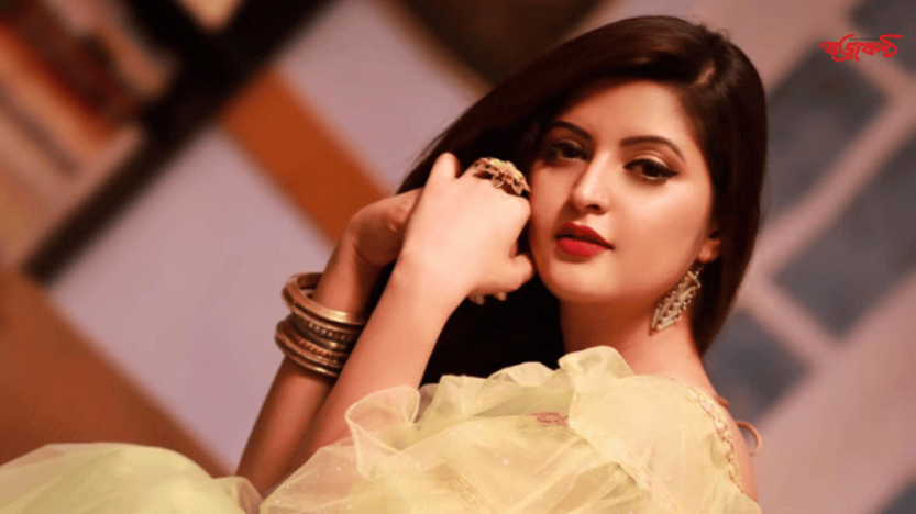 মাঝরাতে ক্ষেপেছেন পরীমনি, দুষলেন গণমাধ্যমকে