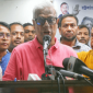 সরকার নির্বাচন দিতে যেন পিছপা হচ্ছে: ফারুক