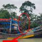 পাথরঘাটায় অবৈধ ট্রলিং বোট জব্দকে কেন্দ্র করে  কোস্টগার্ডের স্থাপনা ও যানবাহন ভাংচুর