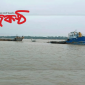 মোংলায় ৩৬ ঘন্টা পার হলেও ডুবন্ত   কার্গো জাহাজ উদ্ধারে অগ্রগতি নেই