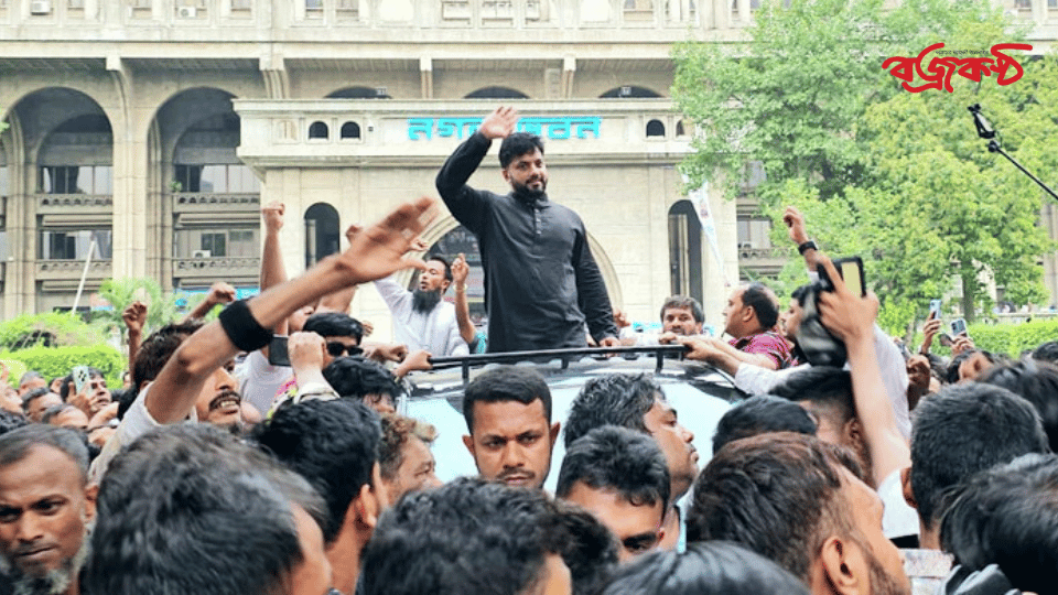 আপাতত স্থগিত, ঈদের পর কঠোর আন্দোলনের হুঁশিয়ারি ইশরাকের