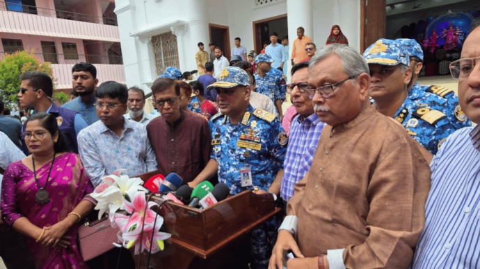 উপকূলীয় অঞ্চলের পুজা মন্ডপের নিরাপত্তায় কাজ করছে কোস্টগার্ড –রিয়ার এডমিরাল জিয়াউল হক