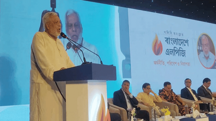 এলপিজি সিলিন্ডারের দাম ১ হাজার টাকার মধ্যে হওয়া উচিত: জ্বালানি উপদেষ্টা