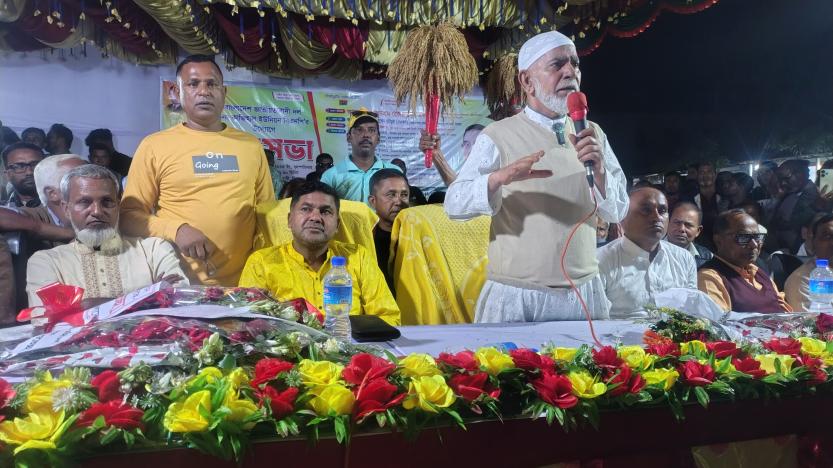 দিনাজপুর ৫ এর বিএনপি’র মনোনয়ন প্রত্যাশী এ জেড এম রেজওয়ানুল হকের পথসভায় হাজারো মানুষের ঢল