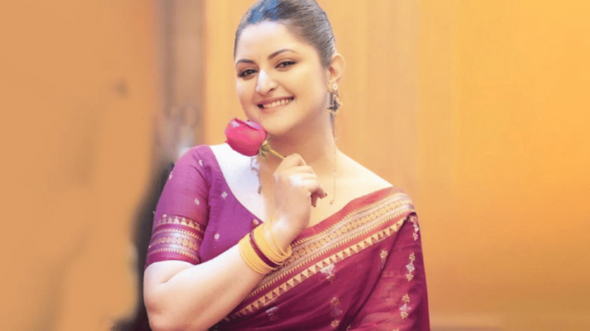 নতুন বছরে ‘গোলাপ’ উপহার দিবেন পরীমণি