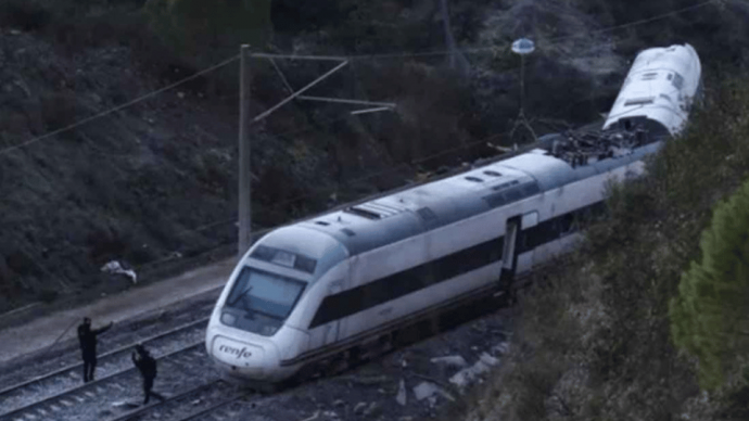 স্পেনে দুই ট্রেনের সংঘর্ষে নিহত বেড়ে ৩৯