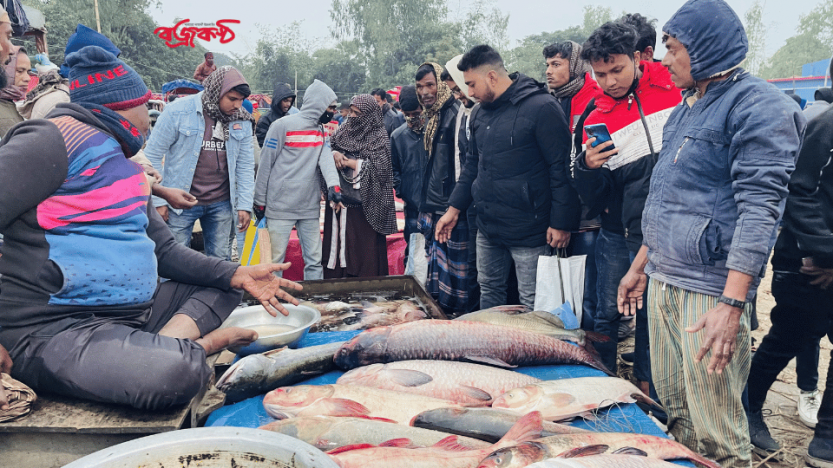 রাণীনগরে গ্রামীণ ঐতিহ্যবাহী “বয়লাগাড়ি” মেলা অনুষ্ঠিত