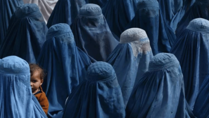 তালেবানের নতুন আইনে নারীর ওপর সহিংসতার বৈধতা