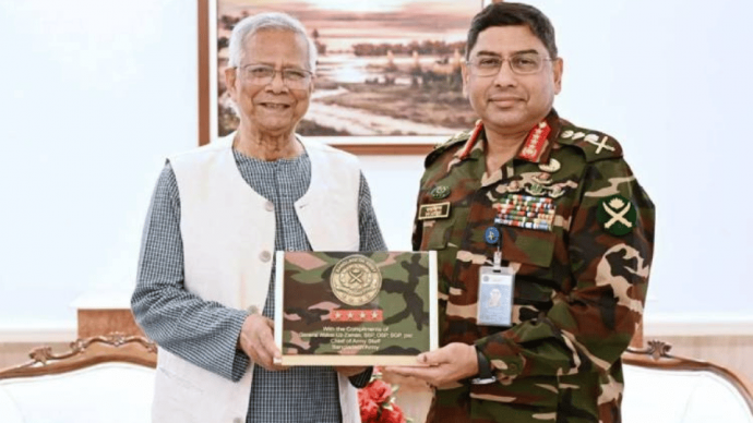 প্রধান উপদেষ্টার সঙ্গে সেনাপ্রধানের বিদায়ী সাক্ষাৎ