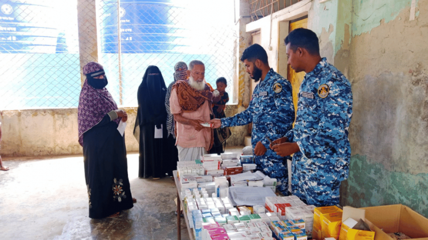 তারুণ্যের উৎসব উপলক্ষ্যে কোস্টগার্ড   পশ্চিম জোনের মেডিক্যাল ক্যাম্পেইন