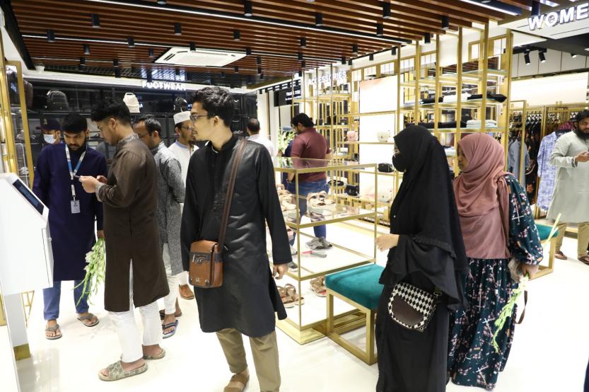 ILLIYEEN launched its Barishal Multi-Brand Store with Grand Opening