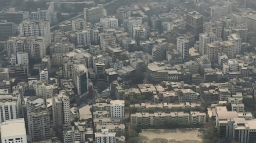 বাতাসে দূষণের মাত্রা কমেছে ঢাকার