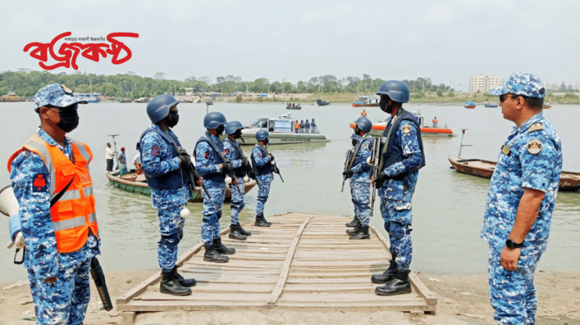 ঈদ উৎসব সামনে রেখে মোংলায়  কোস্টগার্ডের নিরাপত্তা জোরদার