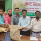 শিবগঞ্জে ৮ হাজার কৃষকের মধ্যে বীজ ও সার বিতরণ
