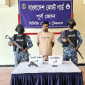 টেকনাফে কোস্টগার্ডের অভিযানে বিদেশি পিস্তলসহ মানবপাচারকারী আটক