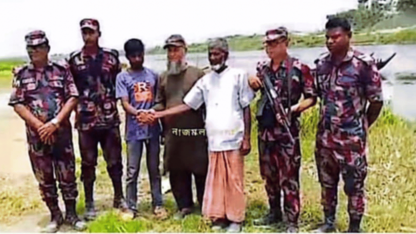 দৌলতপুর সিমান্তে ভারতীয় সীমান্তরক্ষী বাহিনী(বিএসএফ)’র কাছ থেকে  বাংলাদেশি নাগরিককে ফিরিয়ে এনেছে বর্ডার গার্ড